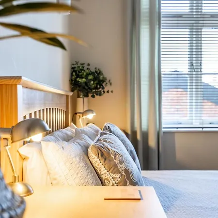 10 The Tannery * York